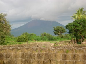 The scenic drive out to León Viejo